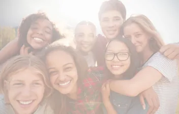Orthodontie adolescent à Genève, traitement adapté à la croissance